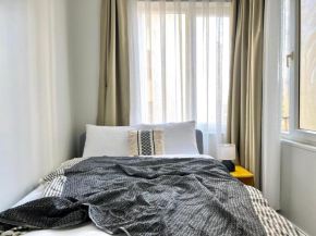 WONDER HOMES- Modern & Spacious Flat, 3BR,Taksim Square, Istanbul